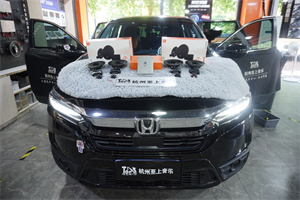 װ JBL604C